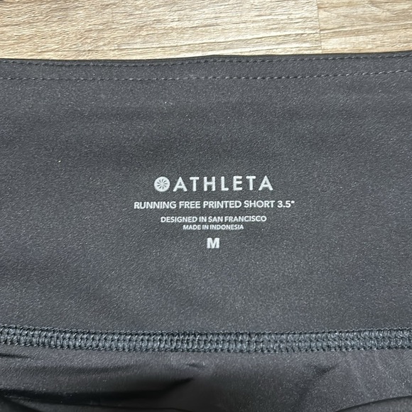 ATHLETA Athletic Shorts - Picture 2 of 9